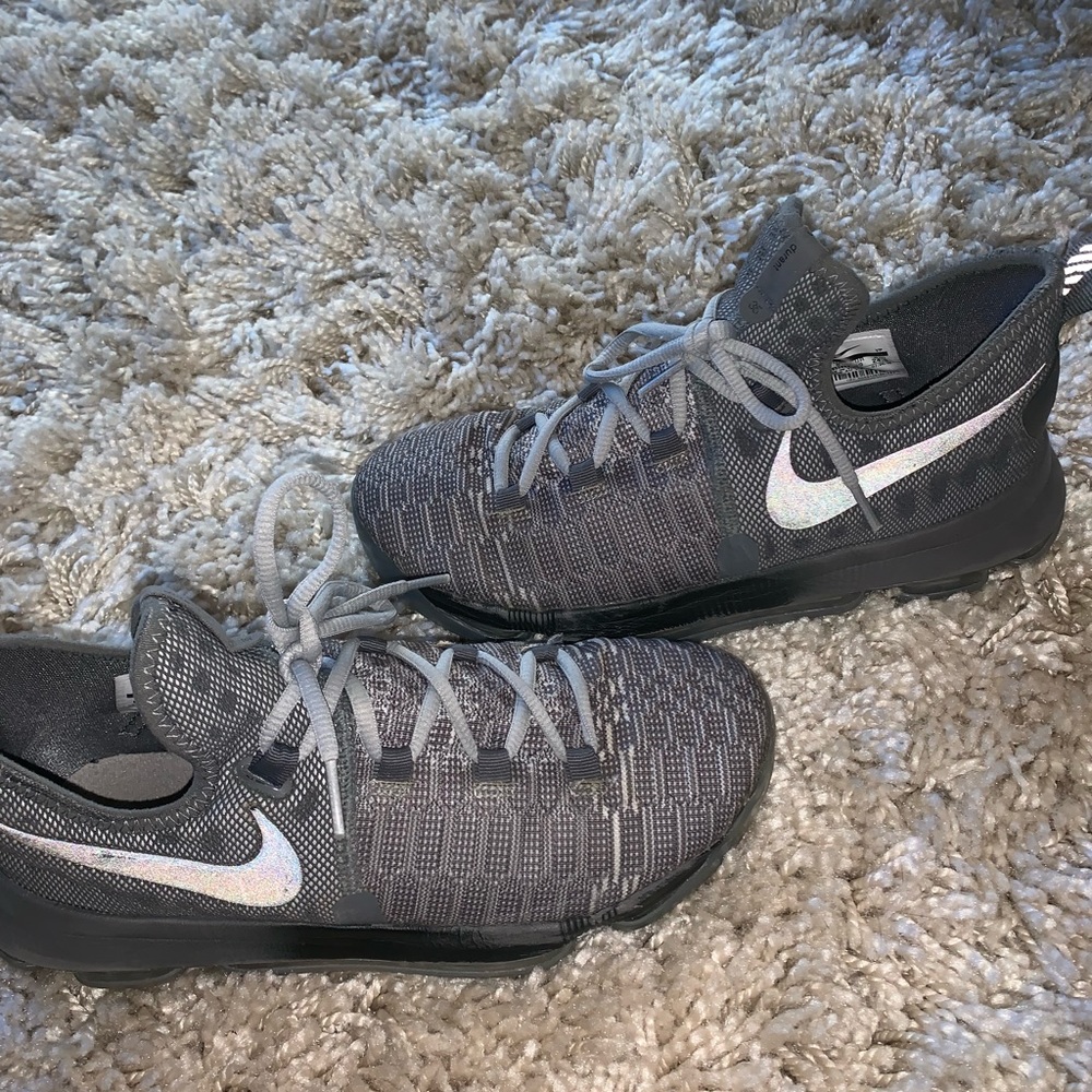 Youth Basketball Shoes